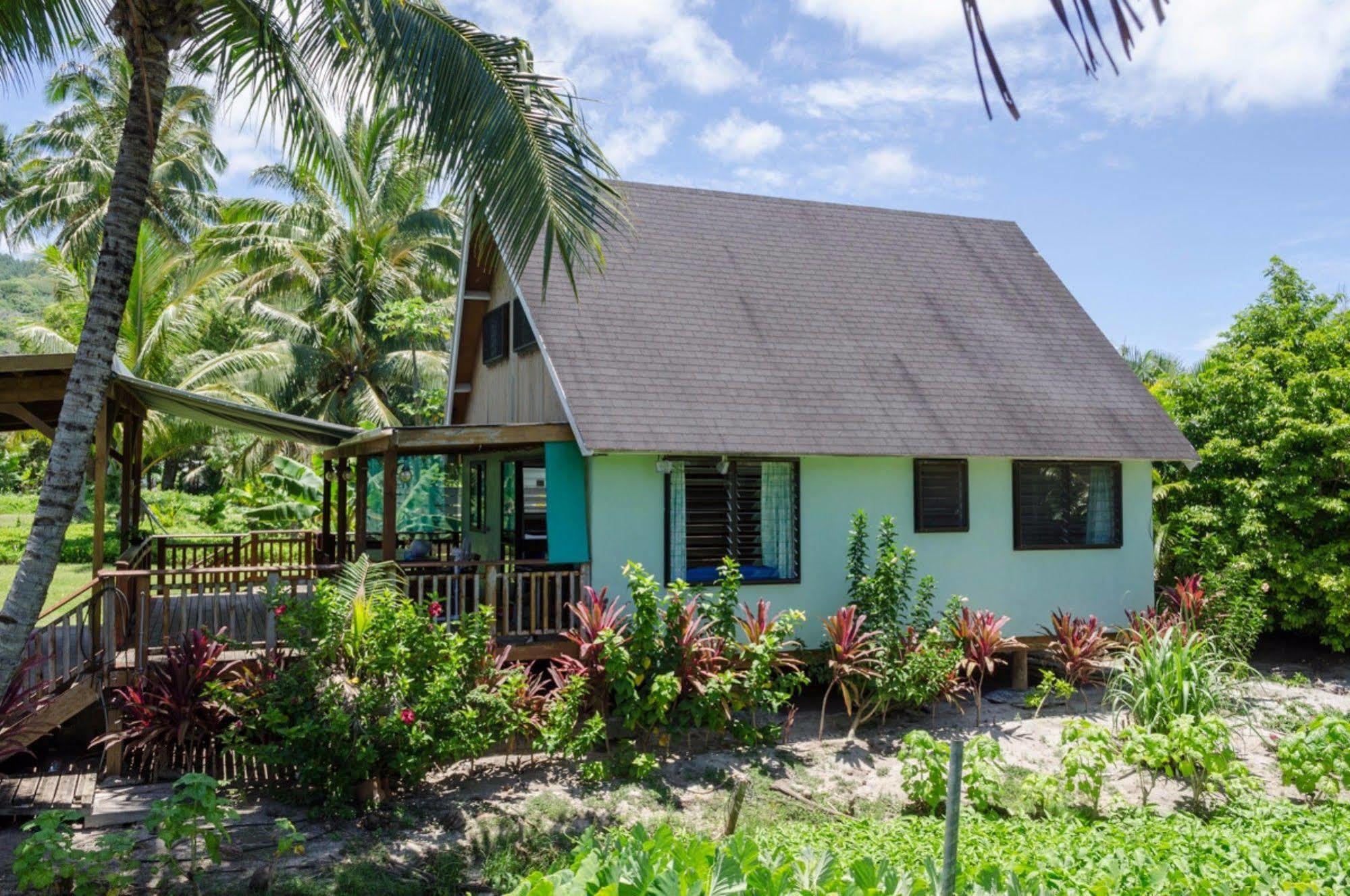 Manea Beach Villas Rarotonga Exteriör bild