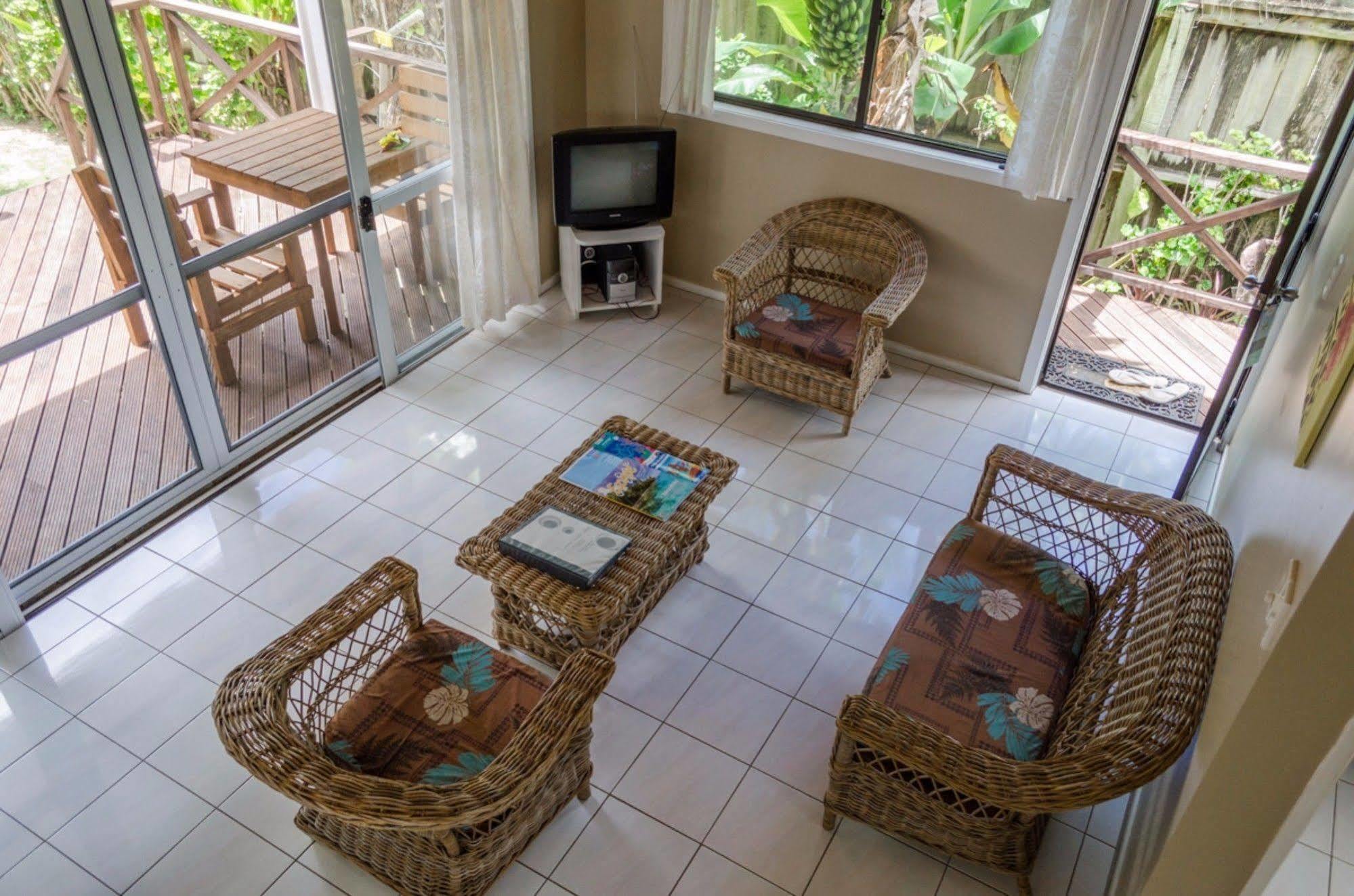 Manea Beach Villas Rarotonga Exteriör bild