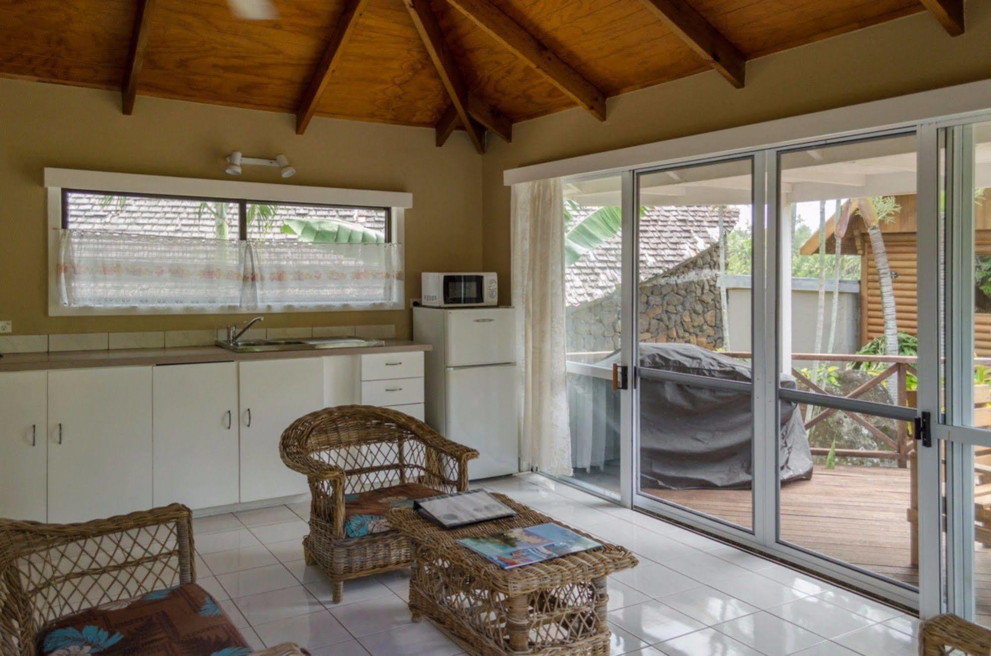 Manea Beach Villas Rarotonga Exteriör bild